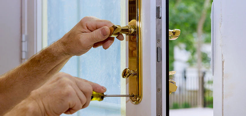 Local Locksmith For Key Duplication in Silver Lakes, CA